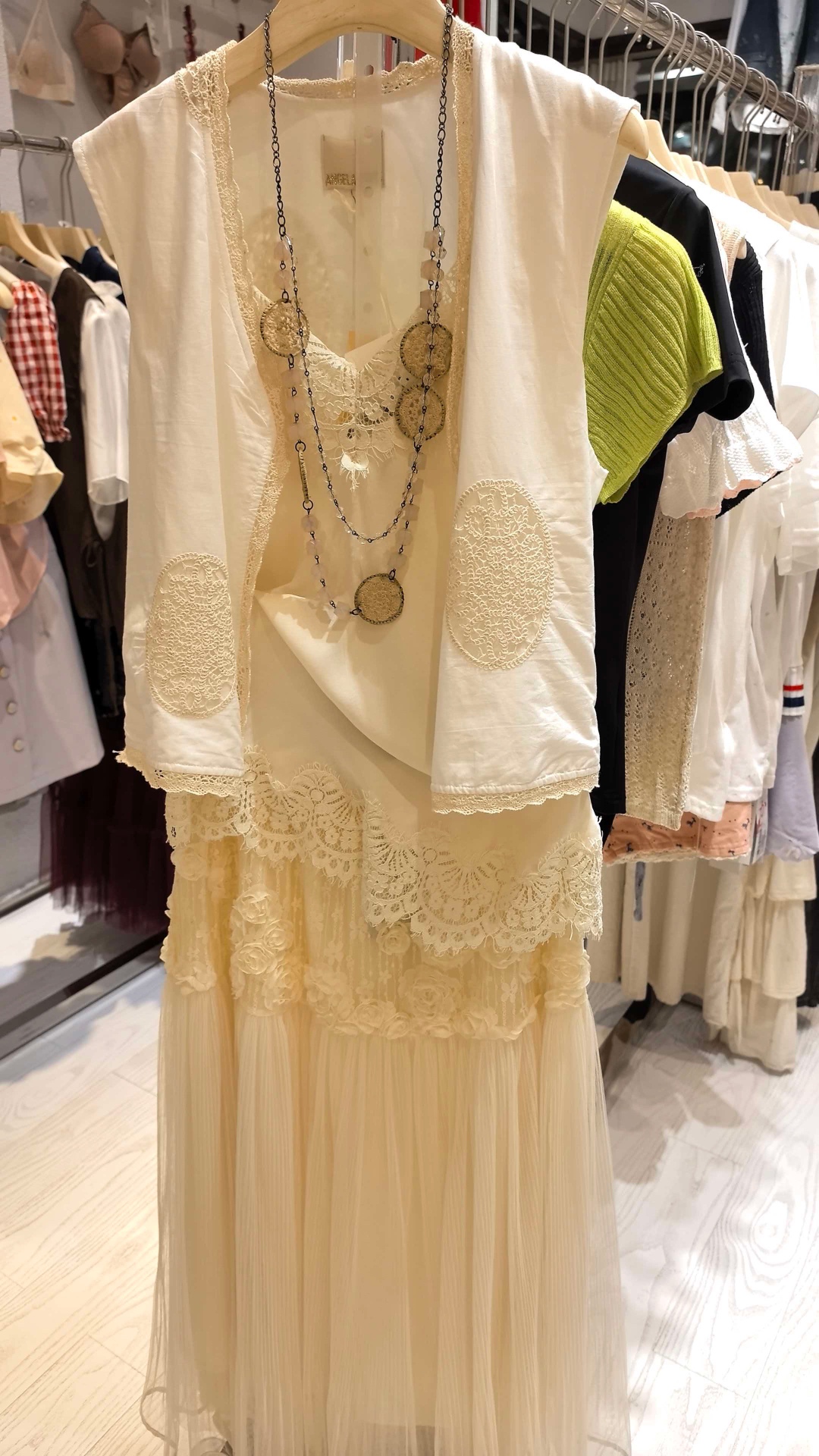 禧悅服飾穿搭